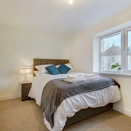 Semesterbostad Lovely 2 Bed House In Bristol